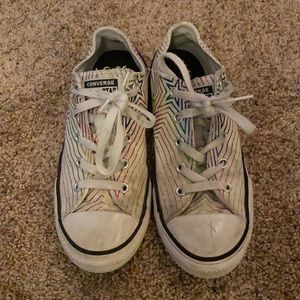 Girl’s Converse